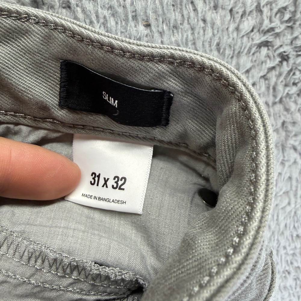 Express Jeans Mens 31x32 Gray Cotton Denim Straight Slim Travel Workwear Stretch - Picture 6 of 11